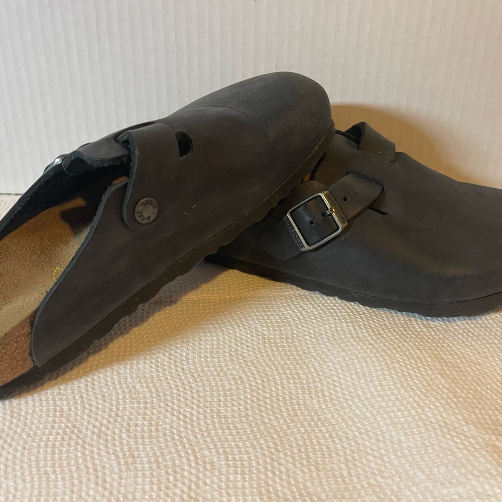 Women’s Birkenstocks 8
